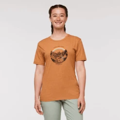 Traveling Llama T-Shirt - Women's
