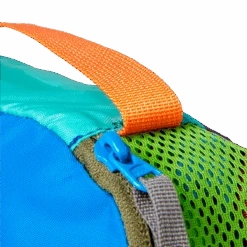 Cubos 3L Travel Cube - Del Día 8 Cubos 3L Travel Cube - Del Día -Cotopaxi Shop f20 cubo travel cube detail3 cb928380 eeed 4ace 99e8 d980b66365da